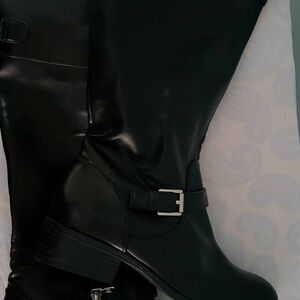 Sleek Black Over the Knee Women's Boots